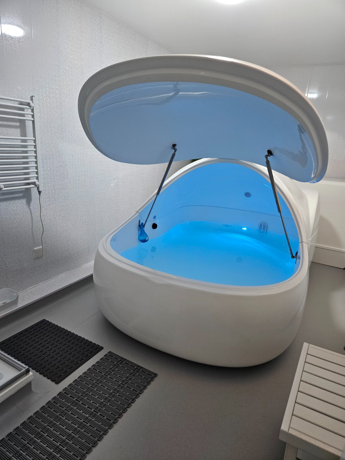 Blissful Float Spa