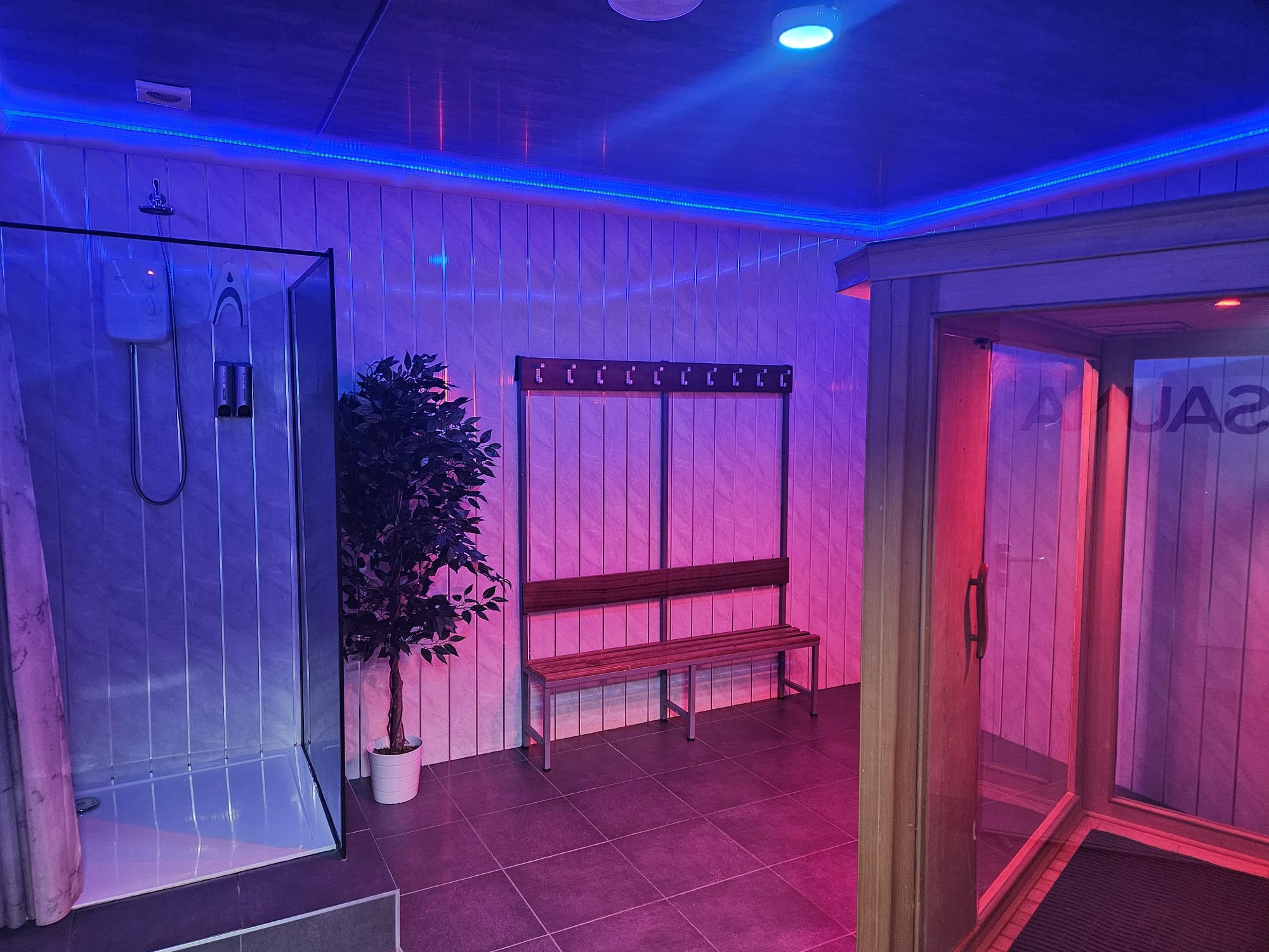 Float Space 3